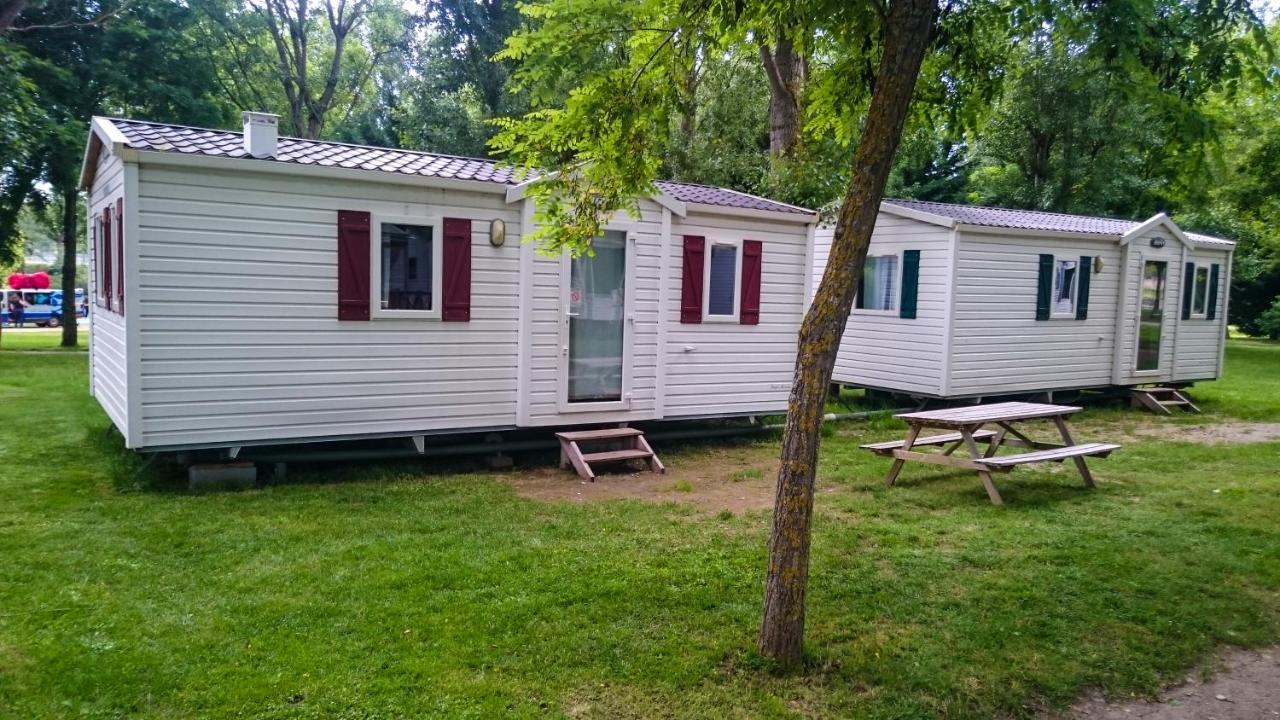 Camping Larribal Millau Zewnętrze zdjęcie